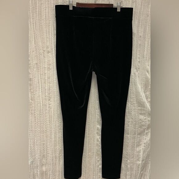 LOFT L Black Velvet Pull On Leggings - Picture 8 of 16